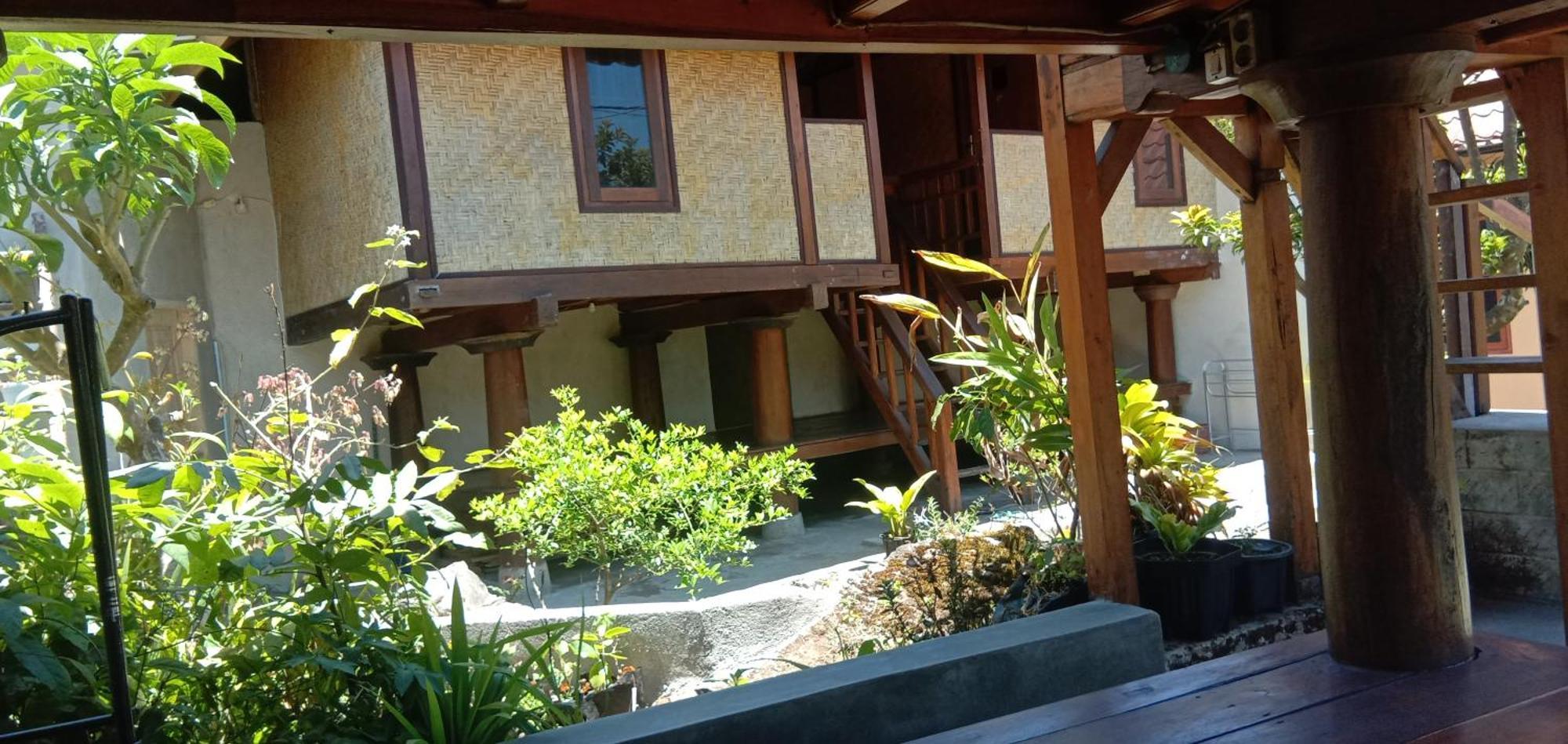 Radiya Guesthouse サンバラン・ラワン エクステリア 写真